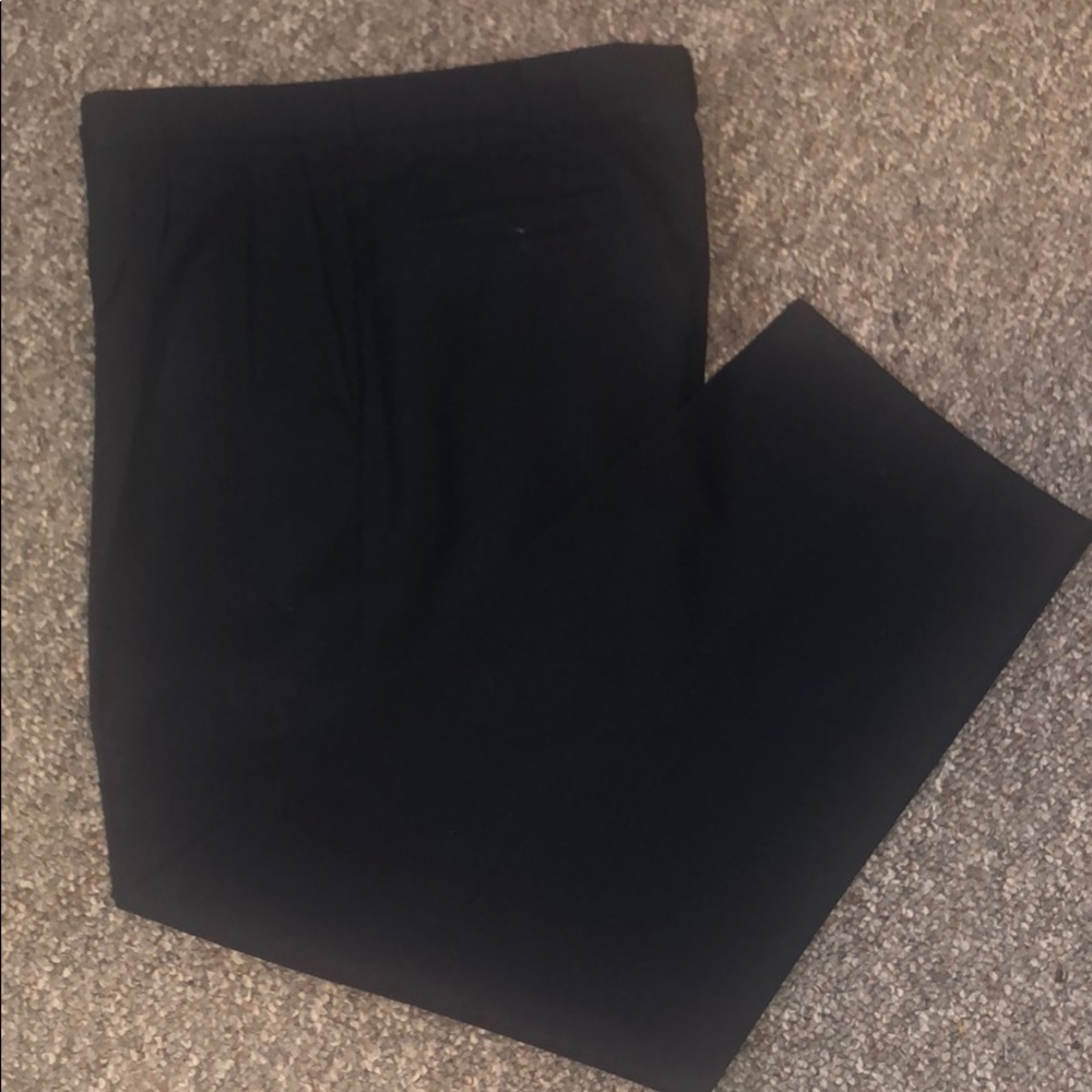 Used men’s pant size 32